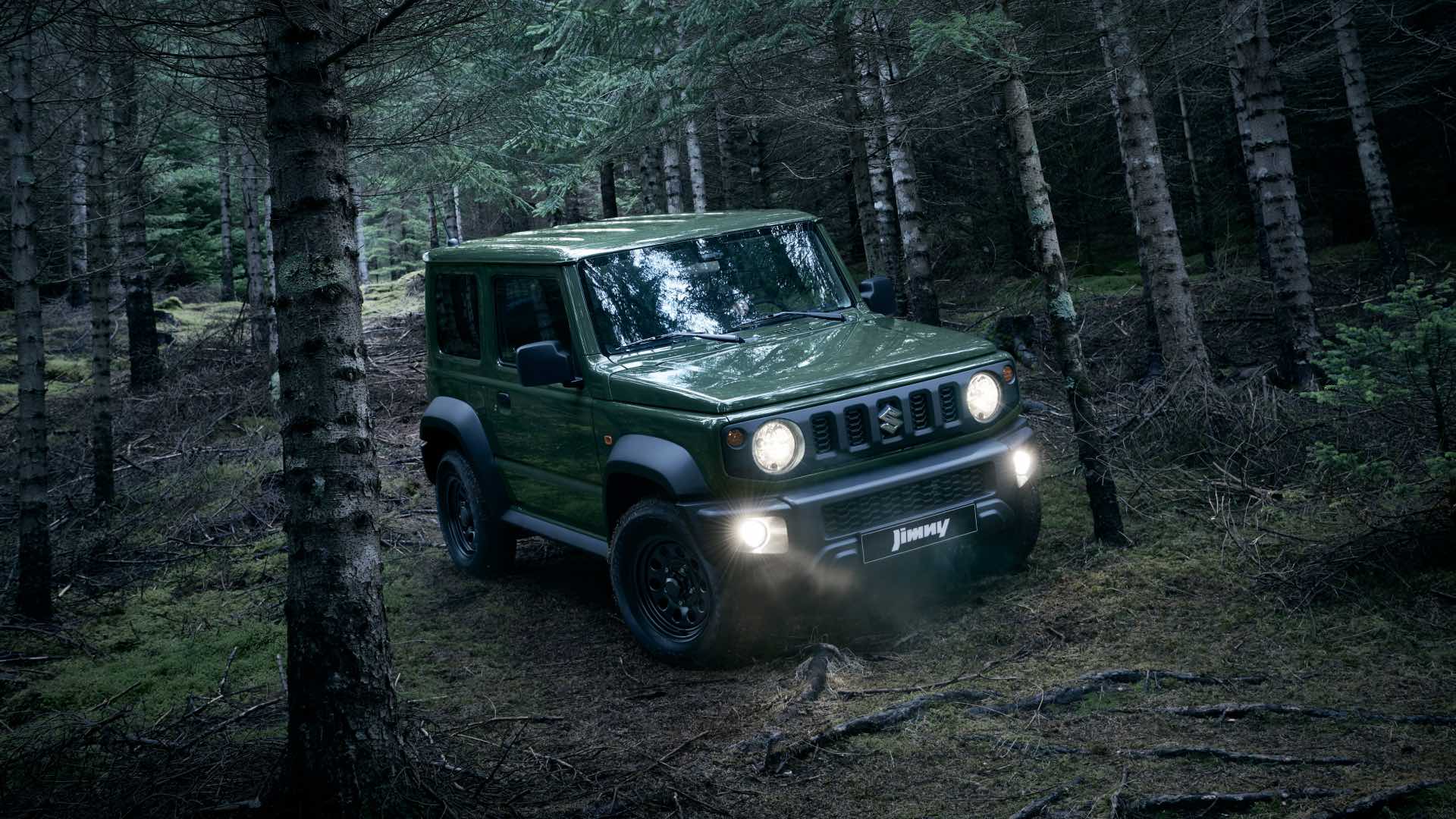 Imagen Jimny 4x4 en el bosque